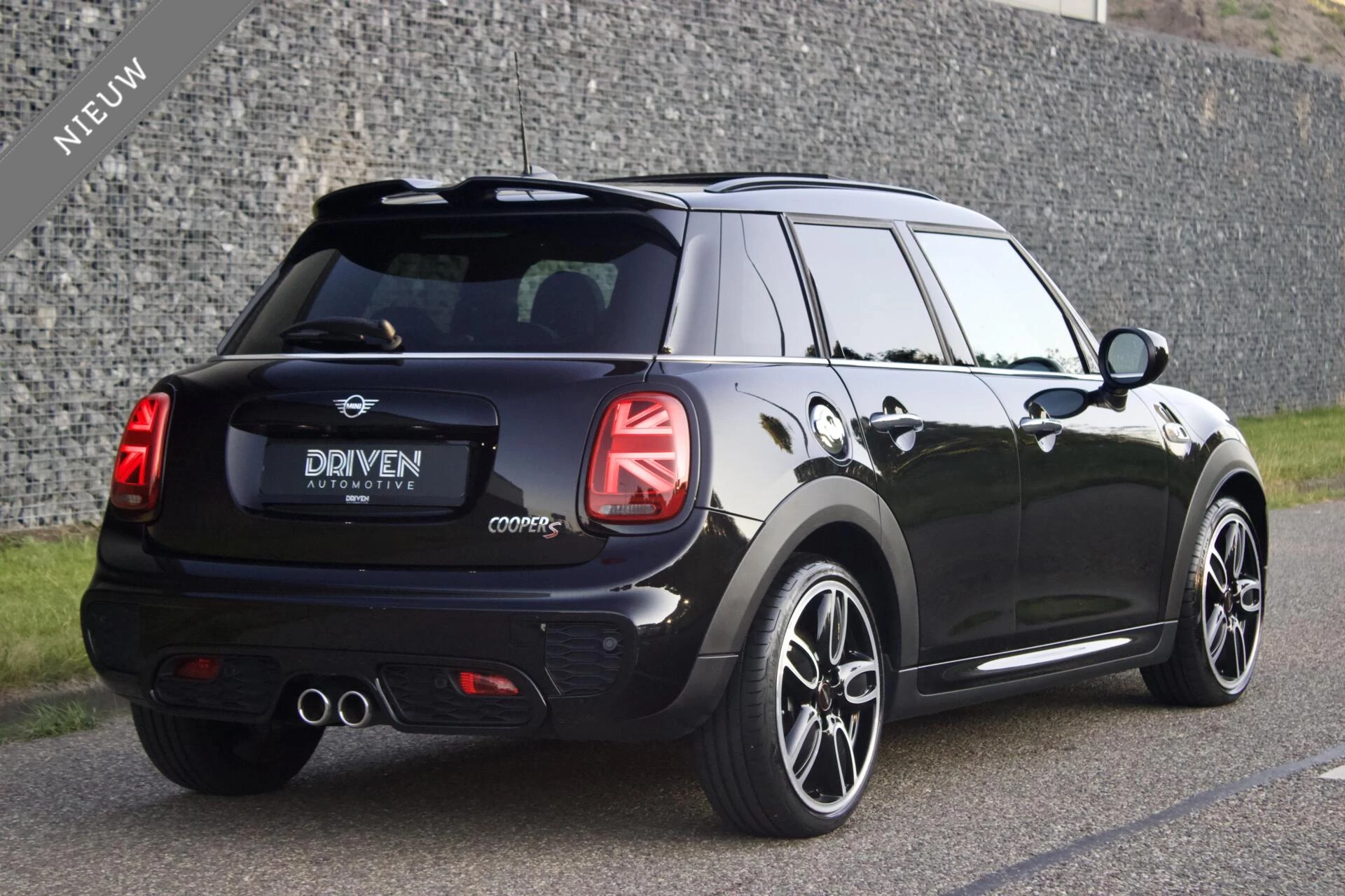 Hoofdafbeelding MINI Cooper S