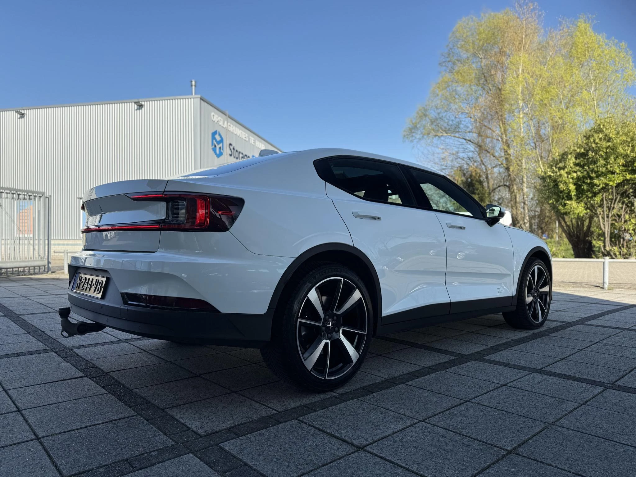Hoofdafbeelding Polestar 2