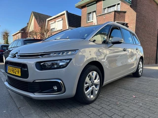 Hoofdafbeelding Citroën C4 Citroën C4 1.2 PURET. BUSINESS 7 personen