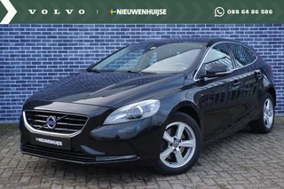 Volvo V40 2.0 T2 Momentum | Bi-Xenon | Stand Kachel | Stoel verwarming | High Performance audio | Volvo On Call |