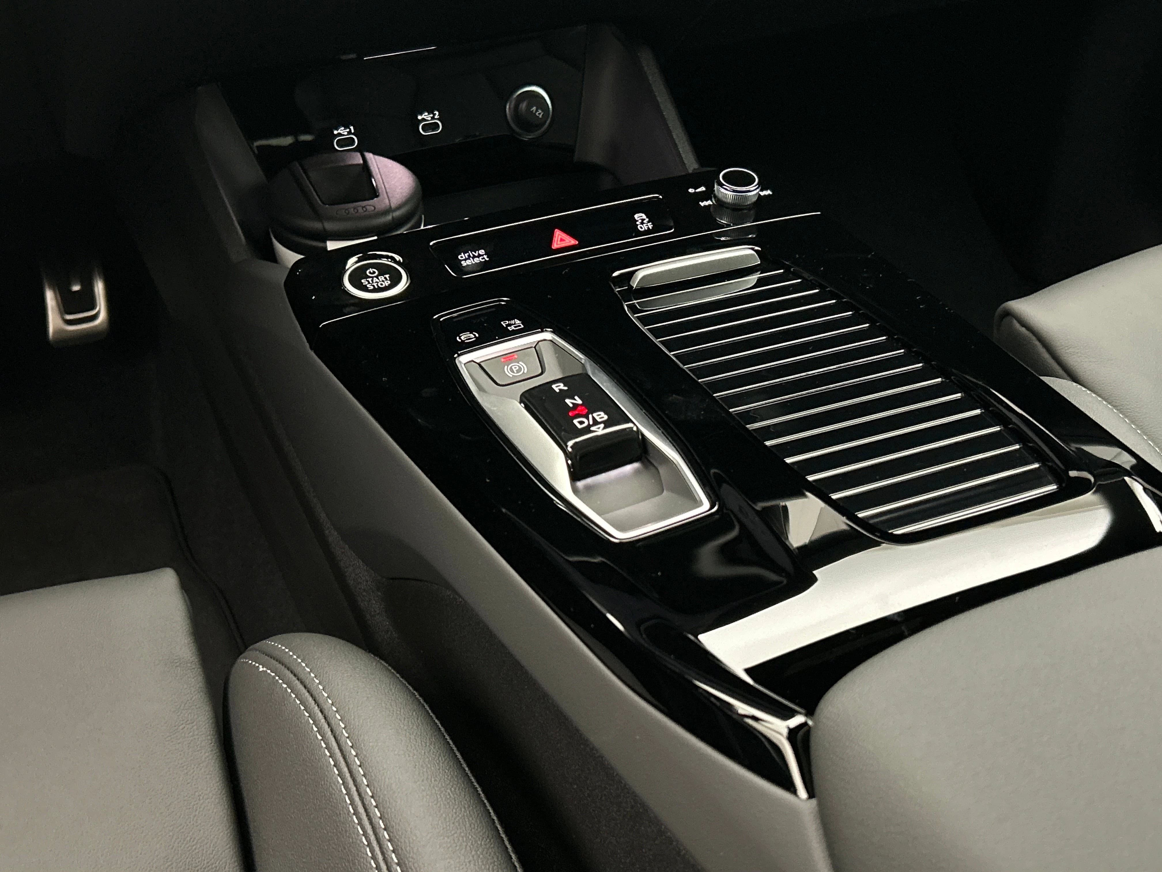 Hoofdafbeelding Audi Q6 e-tron