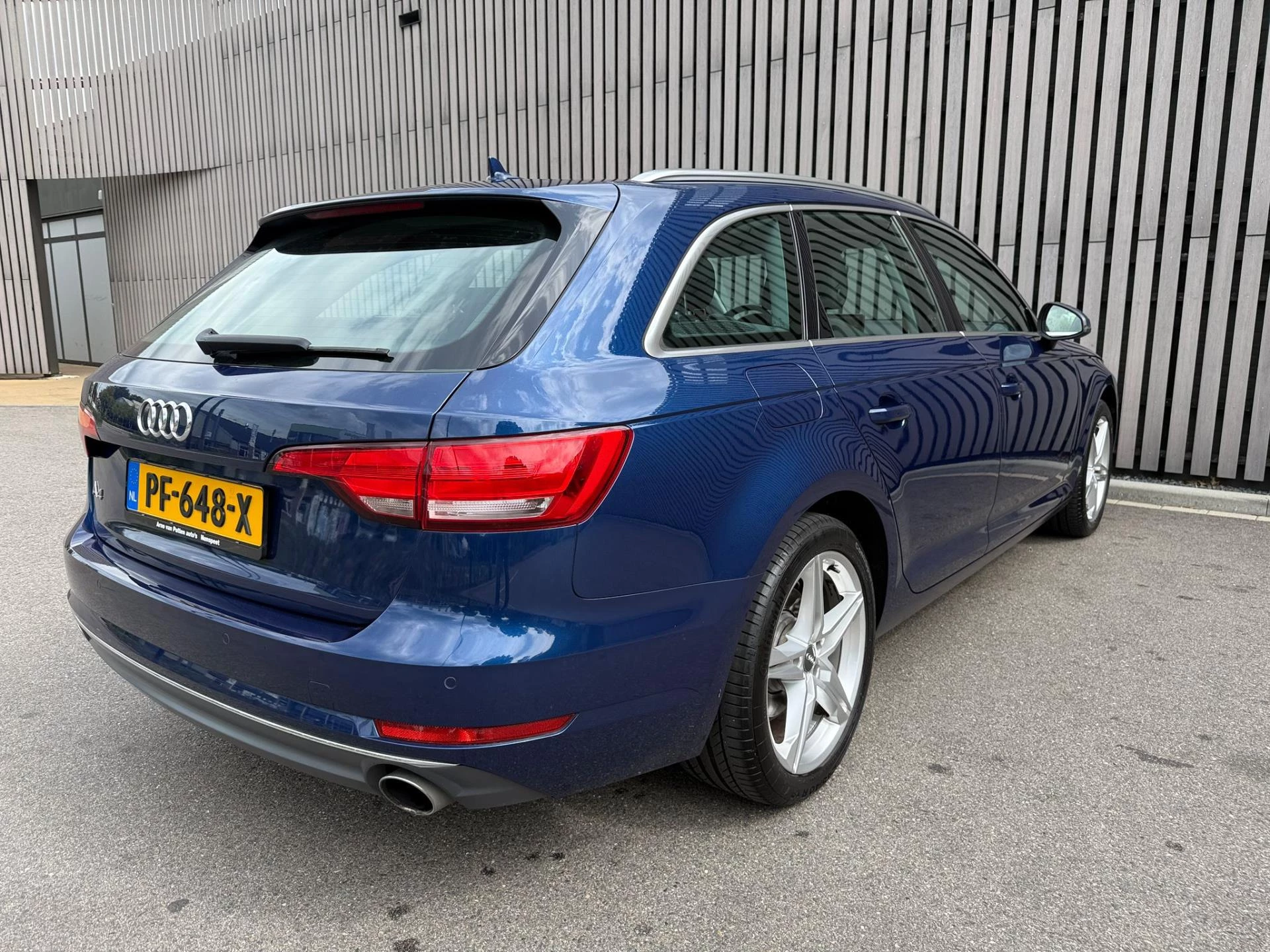 Hoofdafbeelding Audi A4