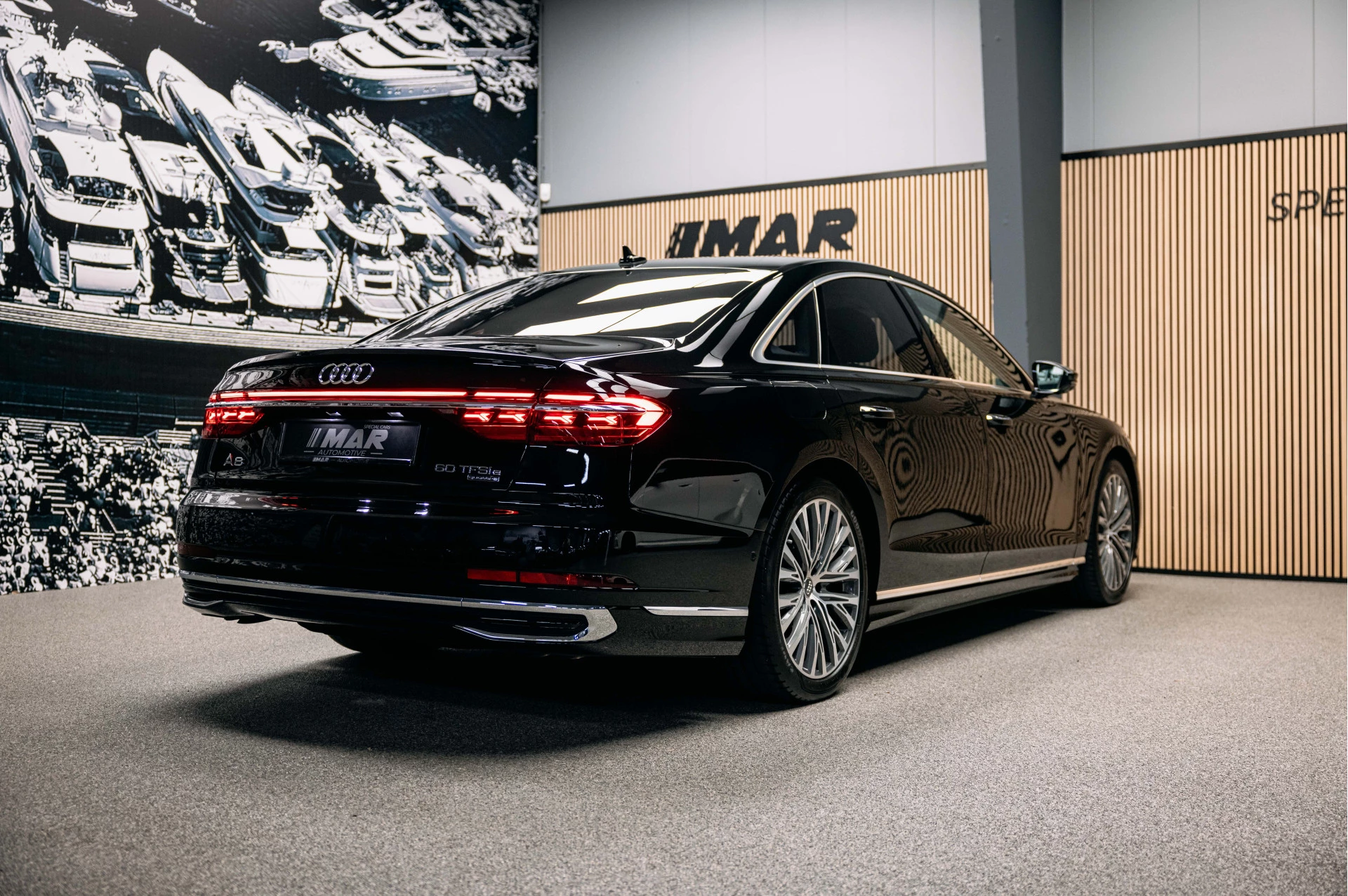 Hoofdafbeelding Audi A8