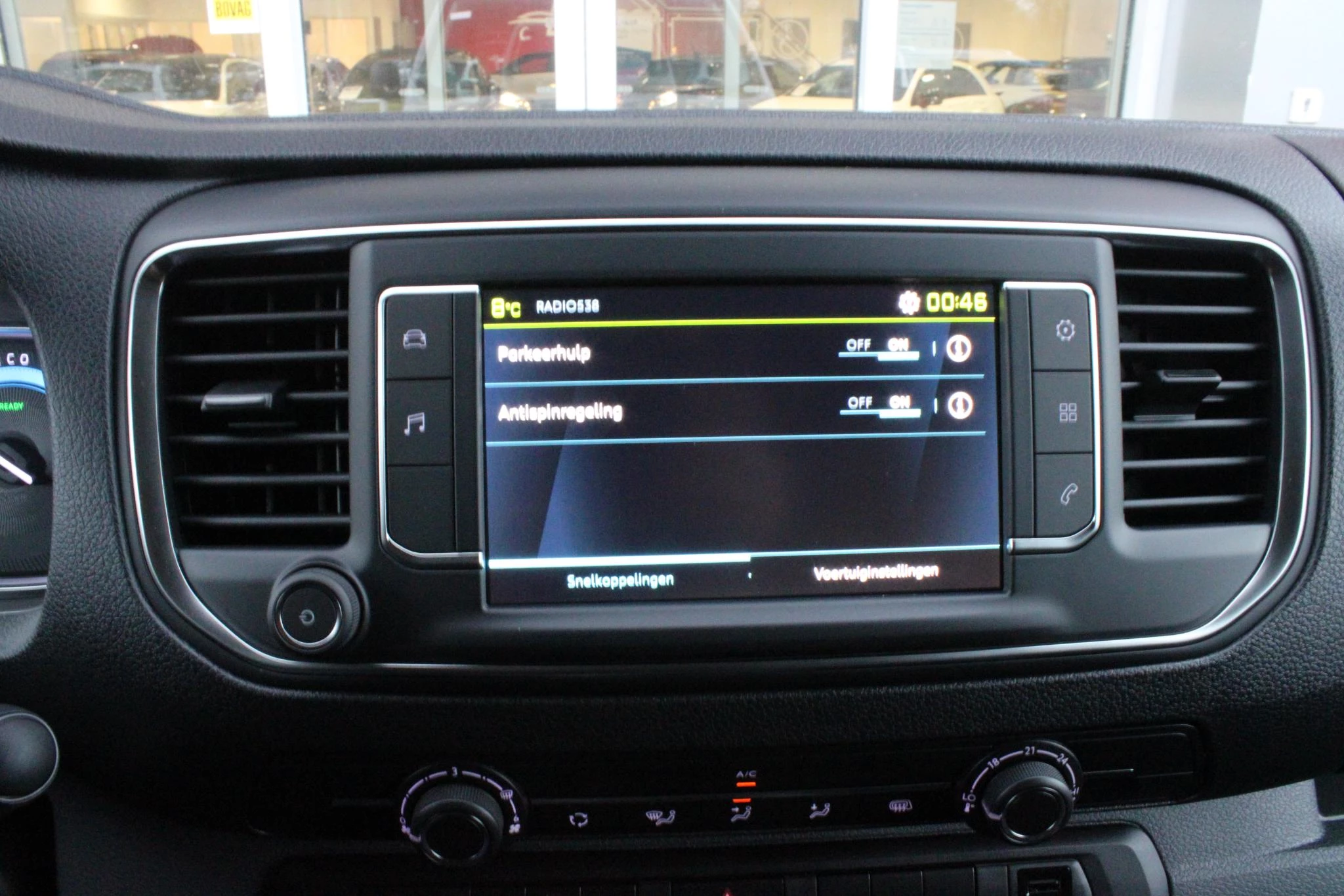 Hoofdafbeelding Peugeot e-Expert