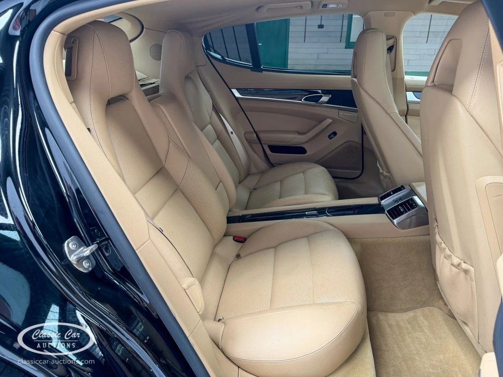 Hoofdafbeelding Porsche Panamera