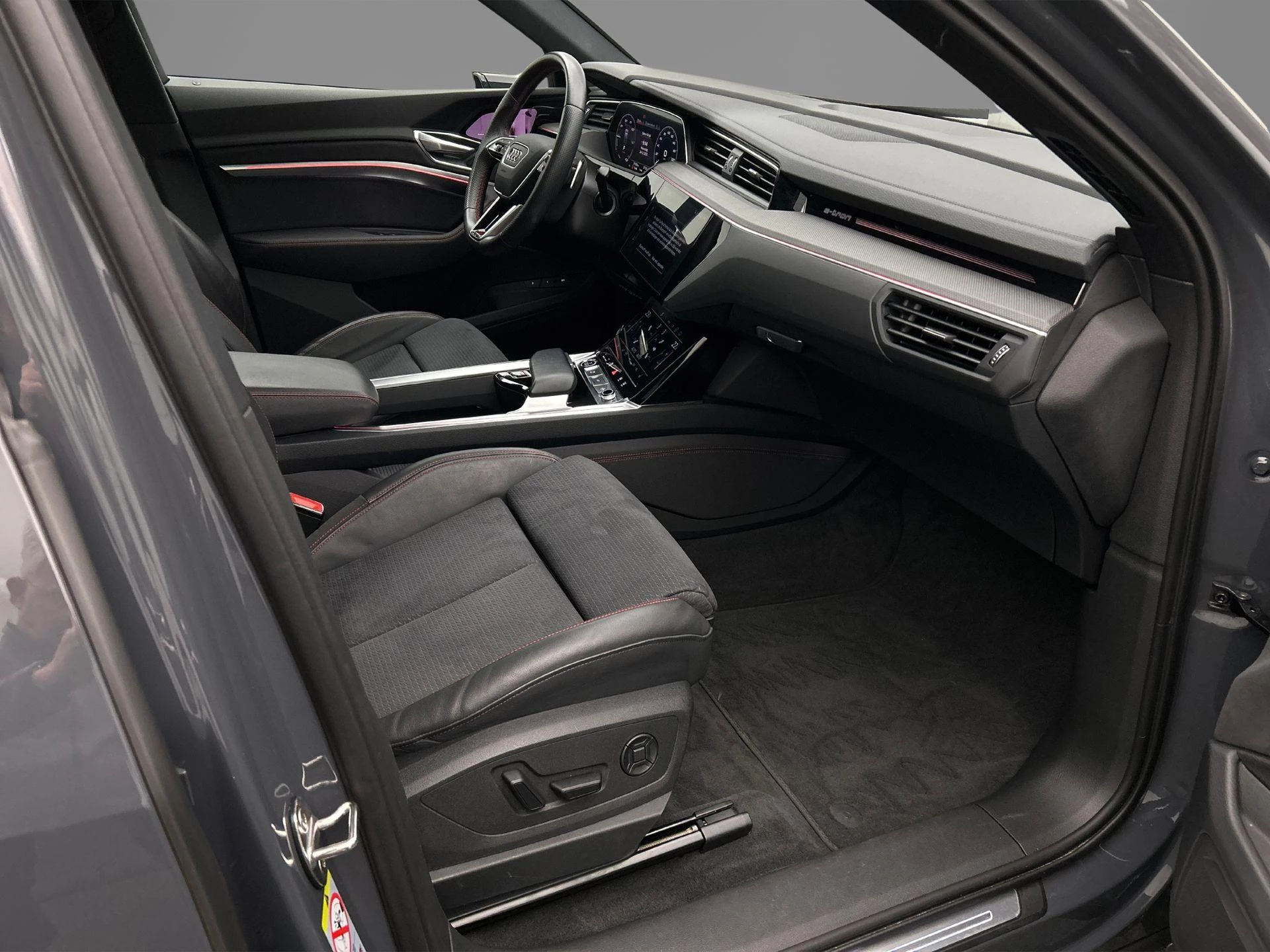 Hoofdafbeelding Audi Q8 Sportback e-tron