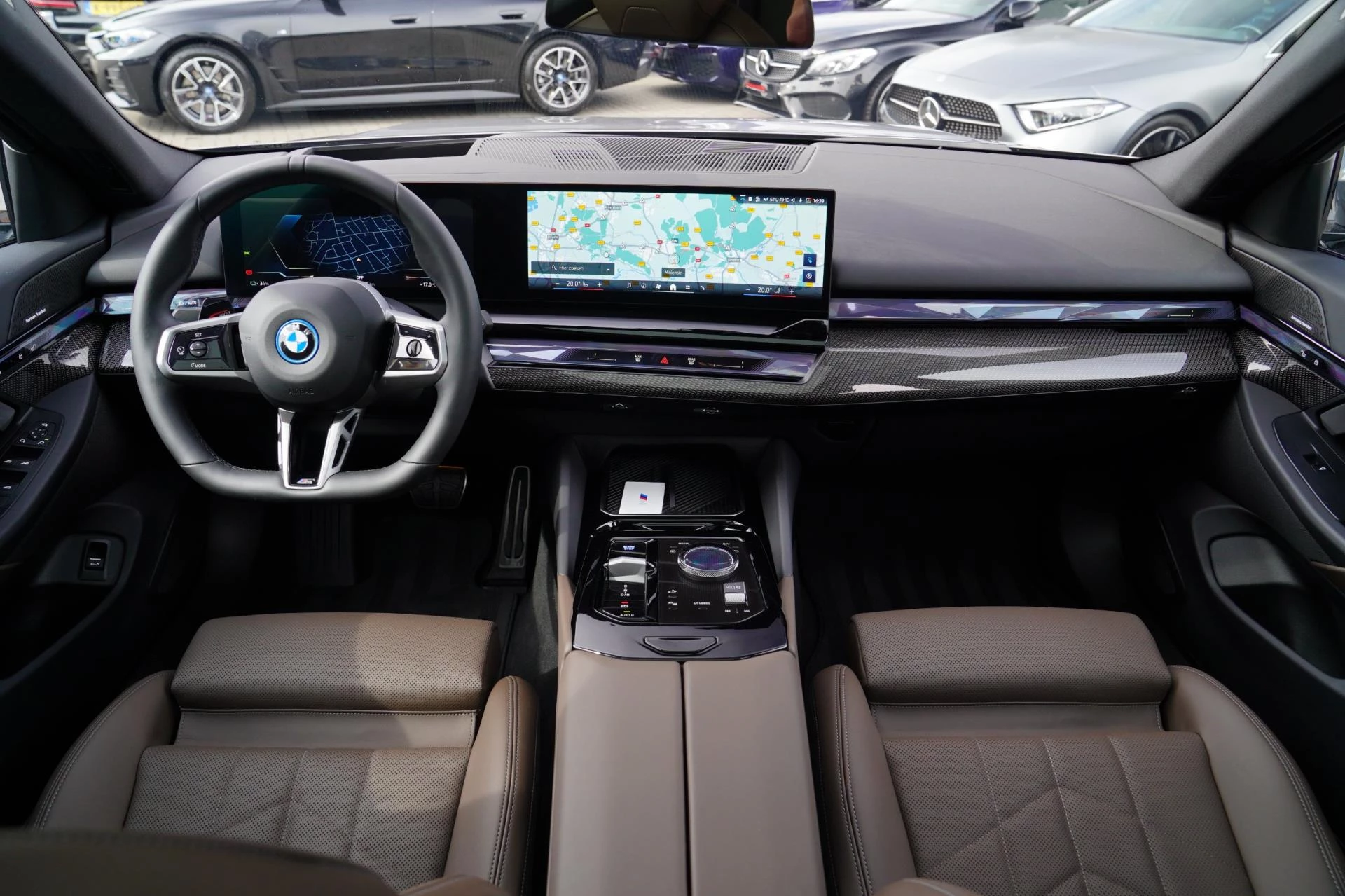 Hoofdafbeelding BMW i5