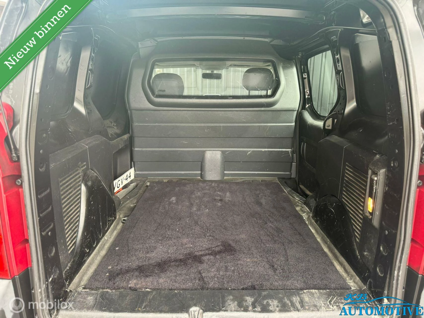 Hoofdafbeelding Peugeot Partner