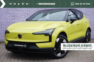 Hoofdafbeelding Volvo EX30 Volvo EX30 Single Motor Extended Range Plus 69 kWh |  € 2.000 SUBSIDIE | Blis dodehoekdetectie | Adaptive cruise controle | Google | Harman/Kardon | Elektrisch bedienbare achterklep |