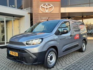 Hoofdafbeelding Toyota ProAce Toyota PROACE City NAVIGATIOR 50KWH ELECTRIC L2 Long NIEUW EN DIRECT RIJDEN!! NAVI STOEL/STUURVERW AIRCO PARK-SENSOREN BLUETOOTH APPLE/ANDROID