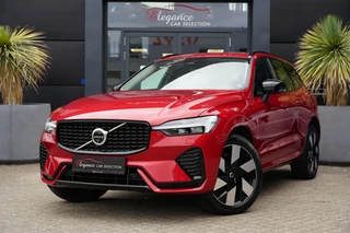 Hoofdafbeelding Volvo XC60 Volvo XC60 2.0 T6 Plug-in hybrid AWD Plus Dark 350pk Panoramadak/Stoelverwarming/360Camera