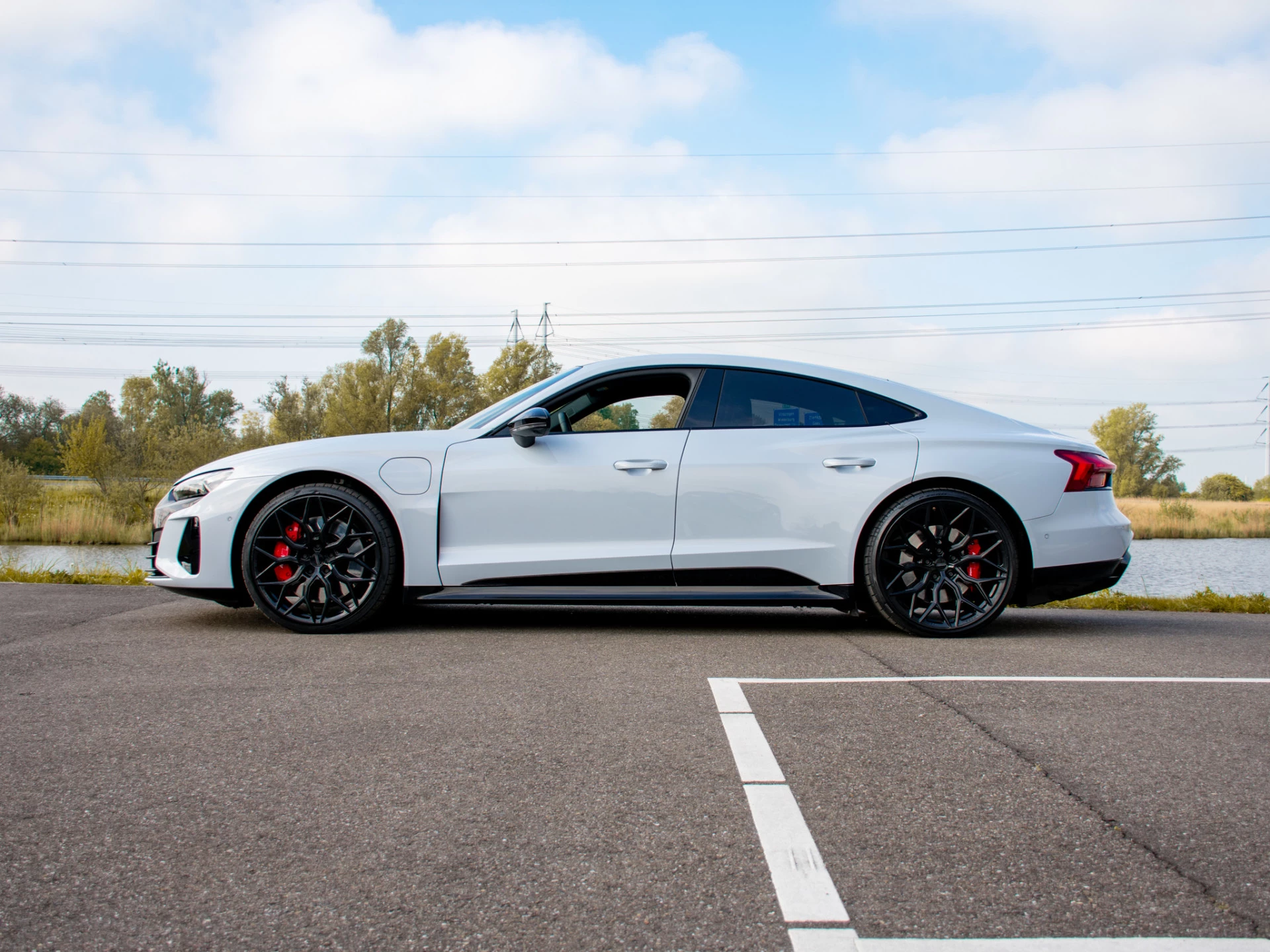Hoofdafbeelding Audi e-tron GT