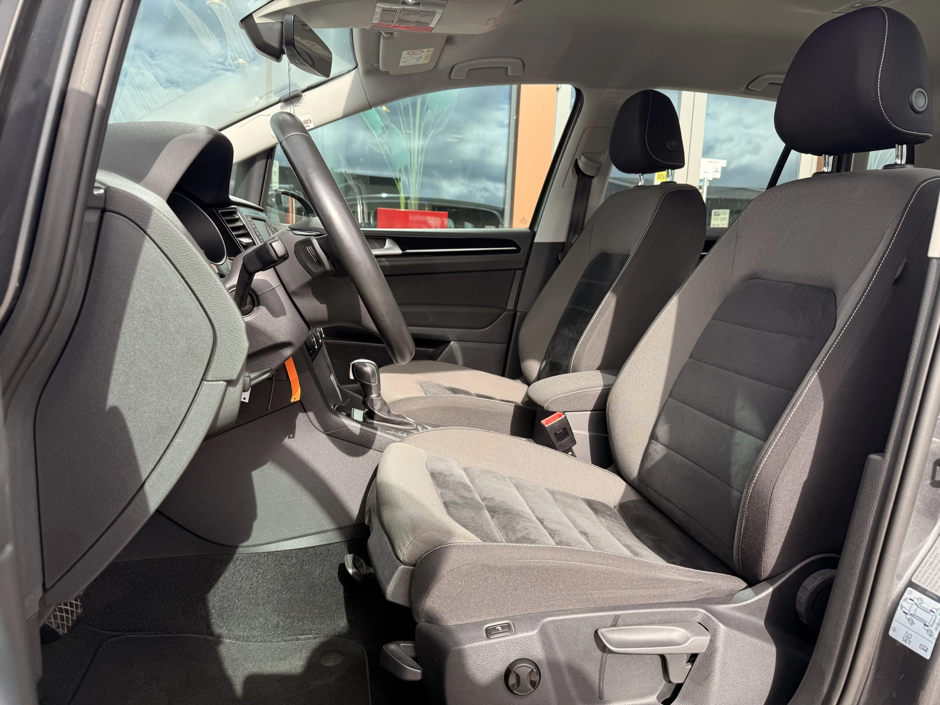 Hoofdafbeelding Volkswagen Golf Sportsvan