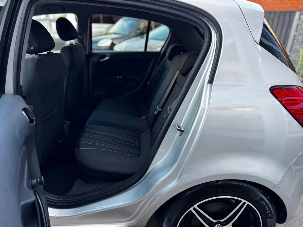 Hoofdafbeelding Opel Corsa