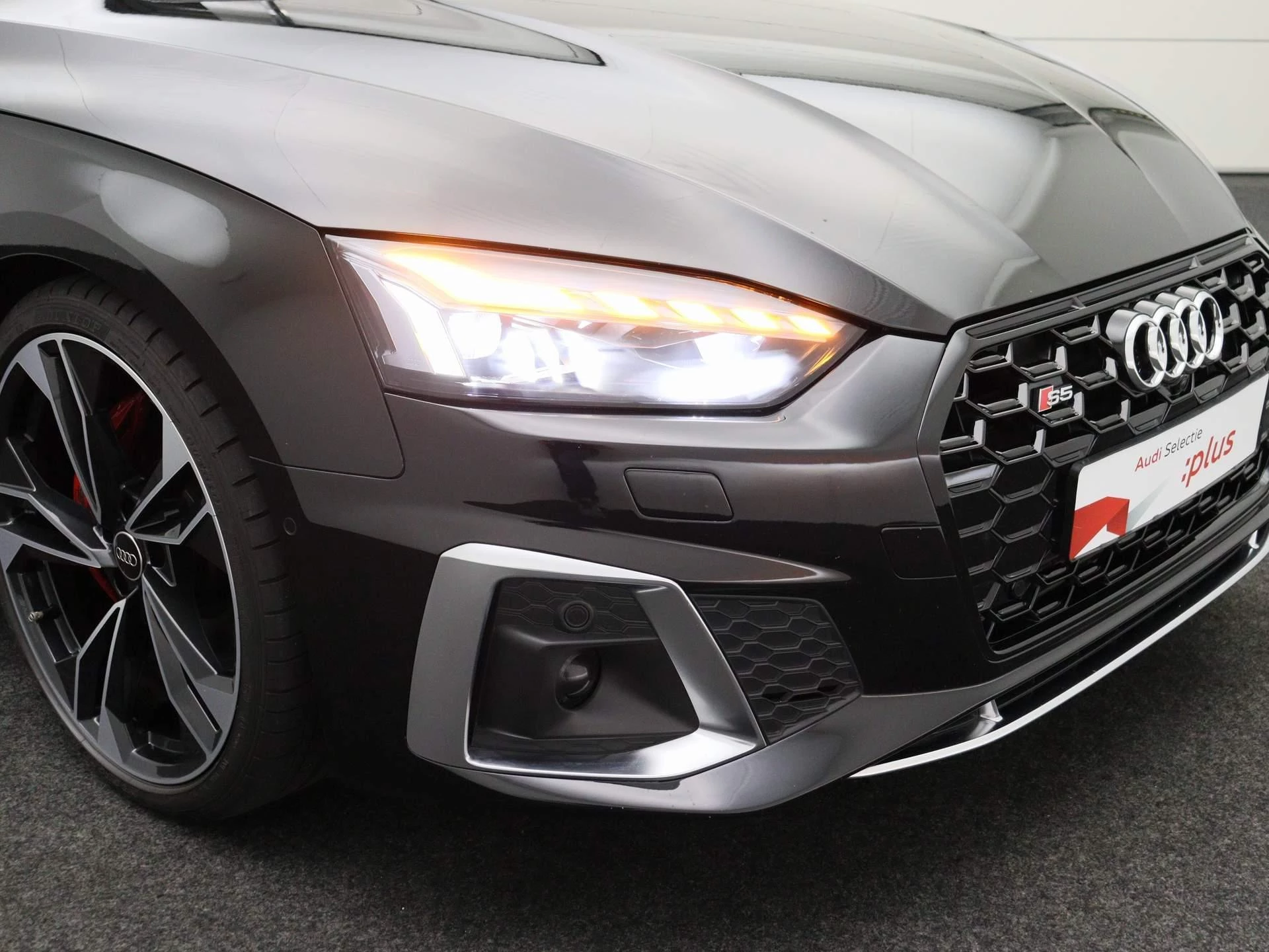 Hoofdafbeelding Audi S5