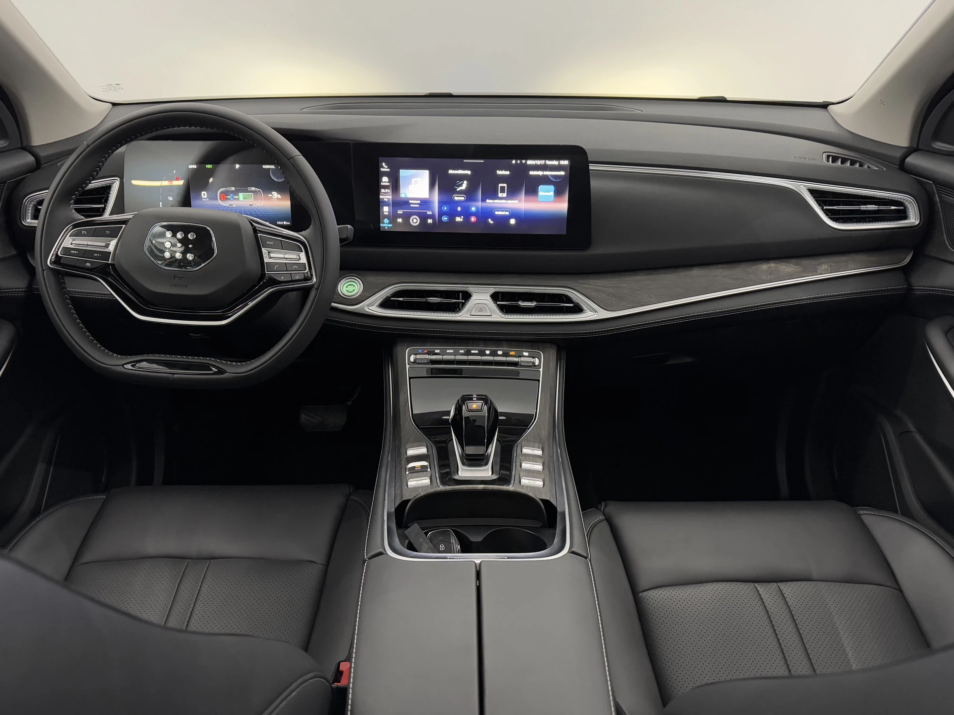 Hoofdafbeelding DFSK E5 PHEV