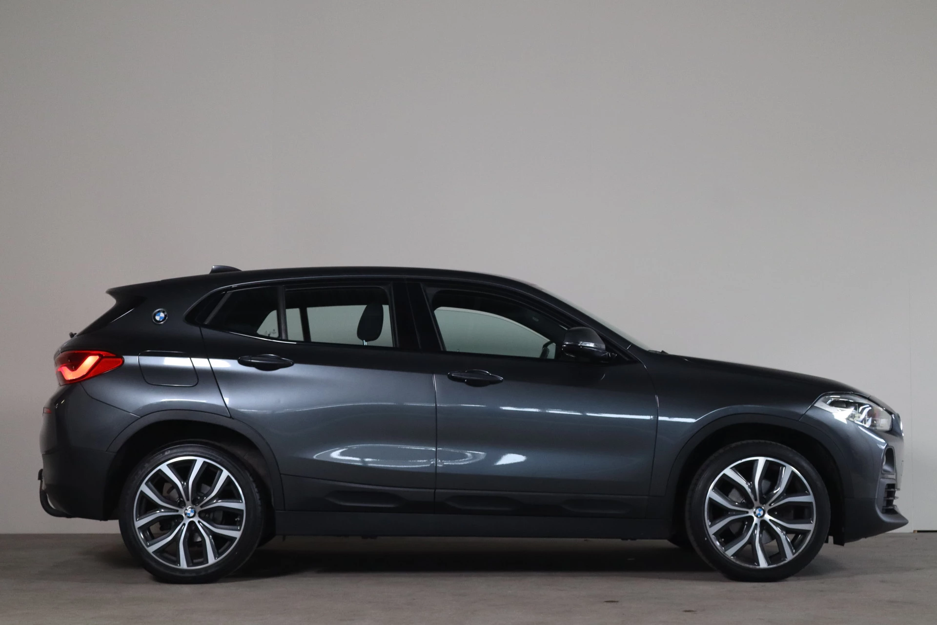 Hoofdafbeelding BMW X2
