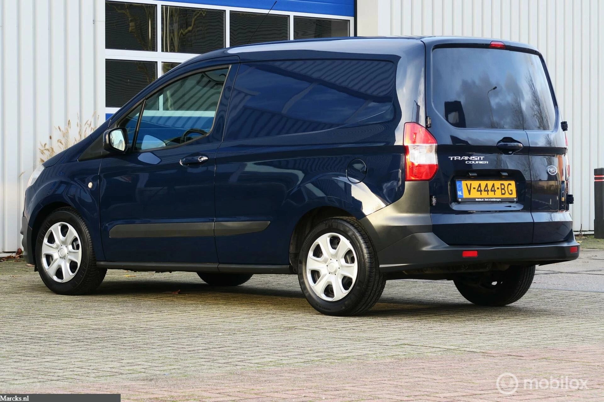 Hoofdafbeelding Ford Transit Courier