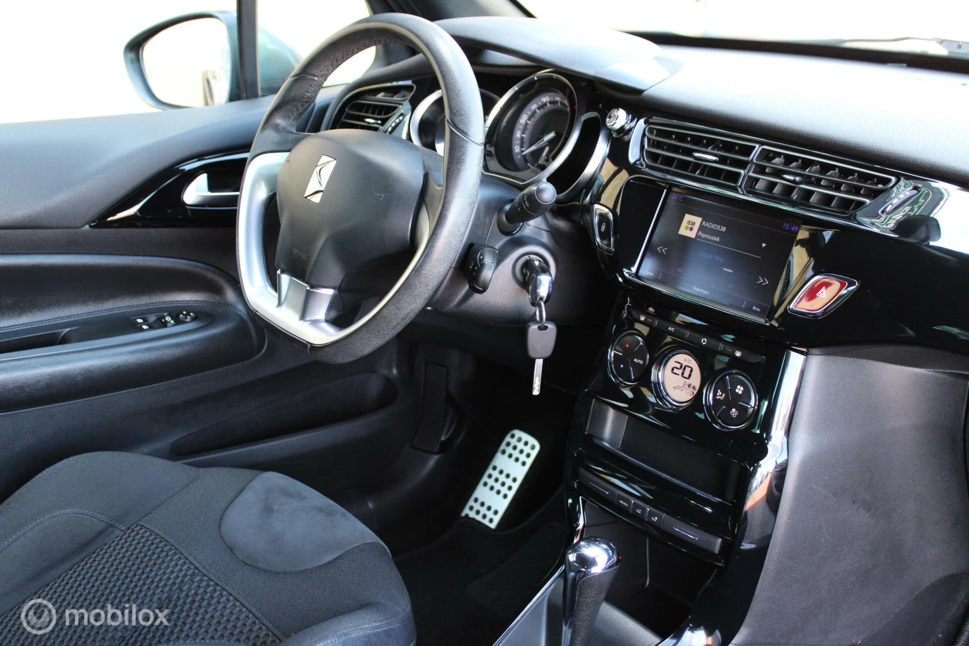 Hoofdafbeelding DS DS 3