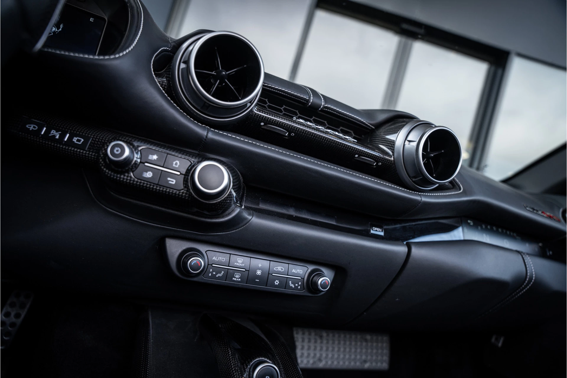 Hoofdafbeelding Ferrari 812 GTS