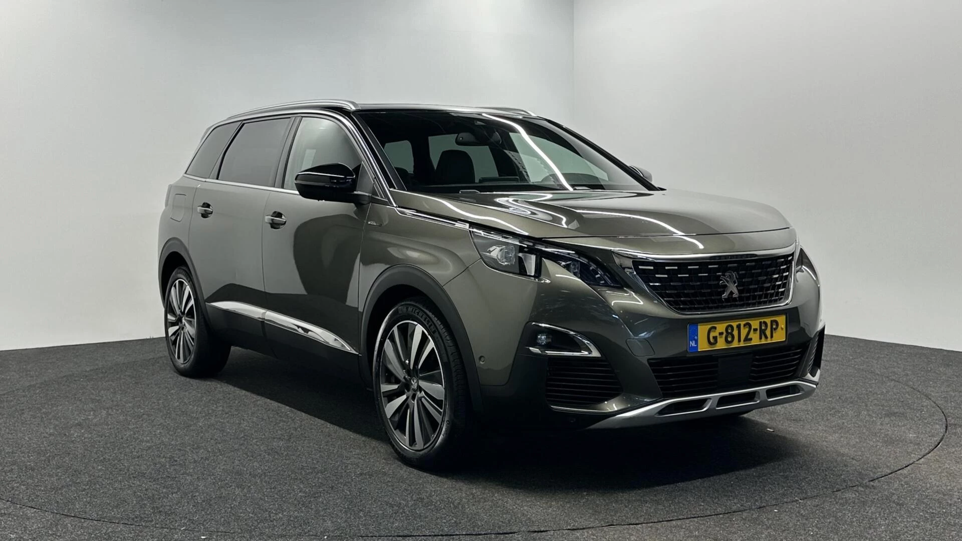 Hoofdafbeelding Peugeot 5008