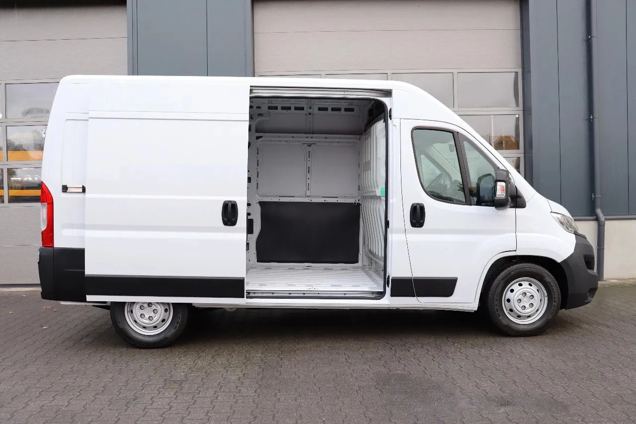 Hoofdafbeelding Opel Movano