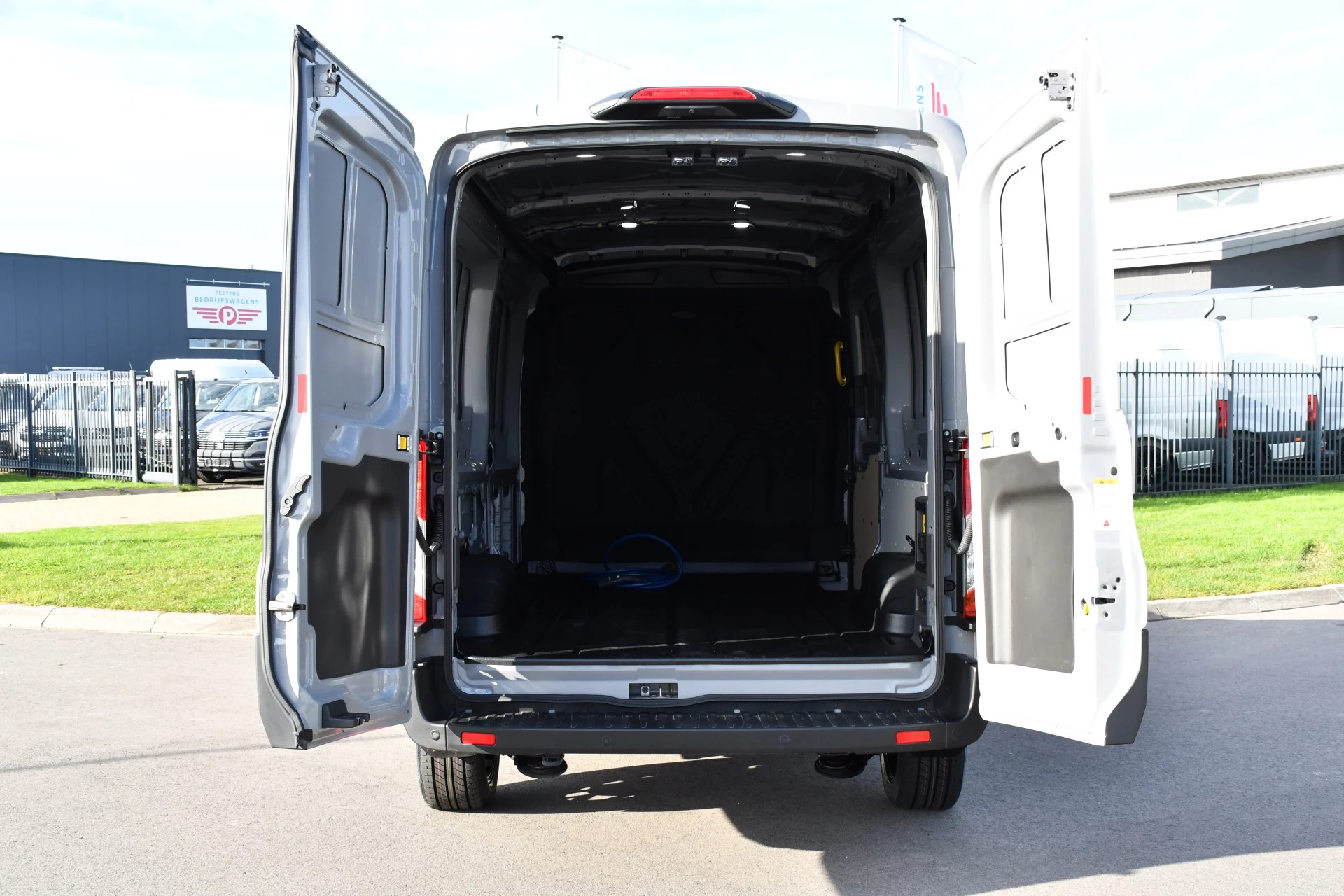 Hoofdafbeelding Ford E-Transit