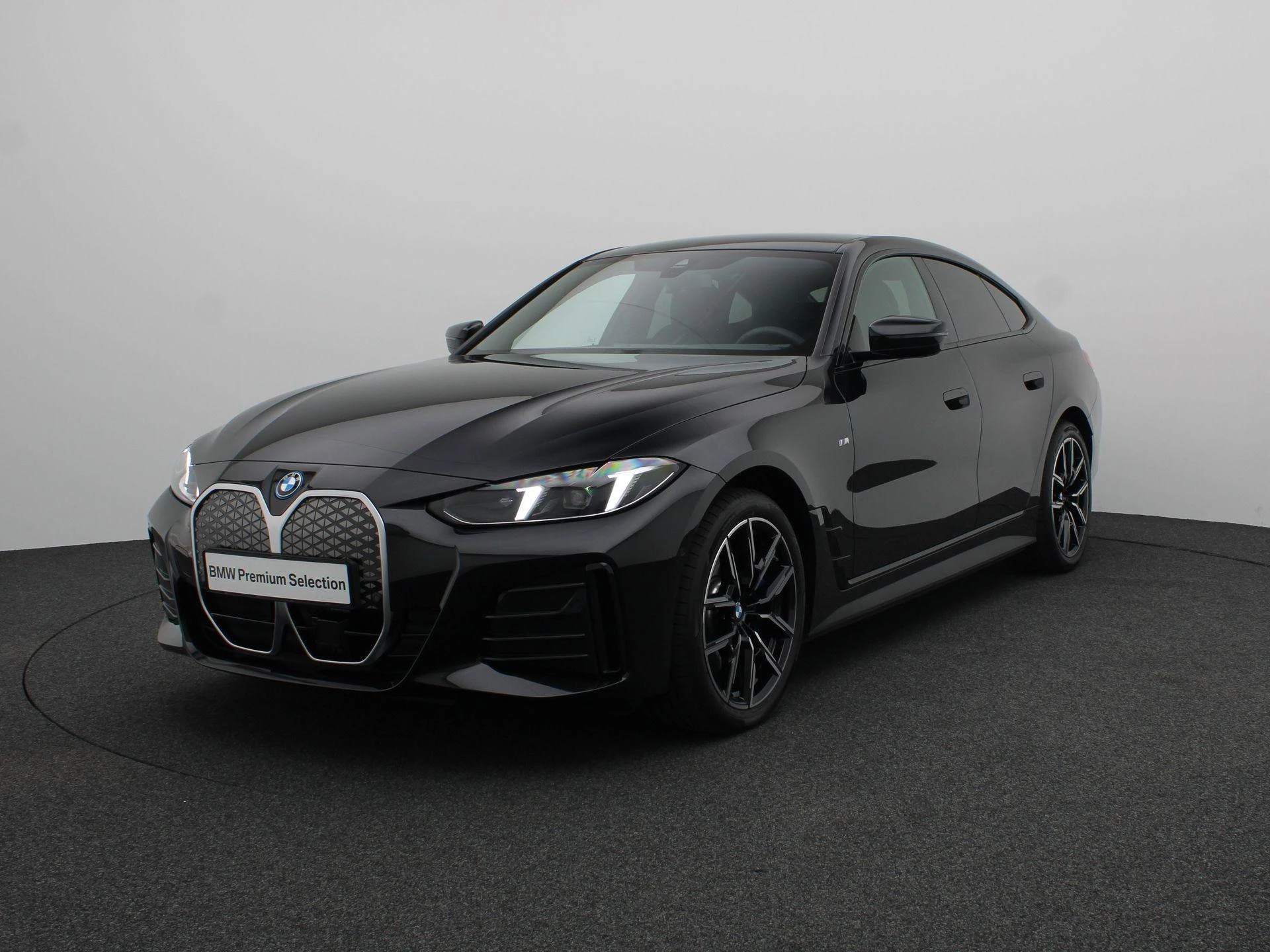 Hoofdafbeelding BMW i4