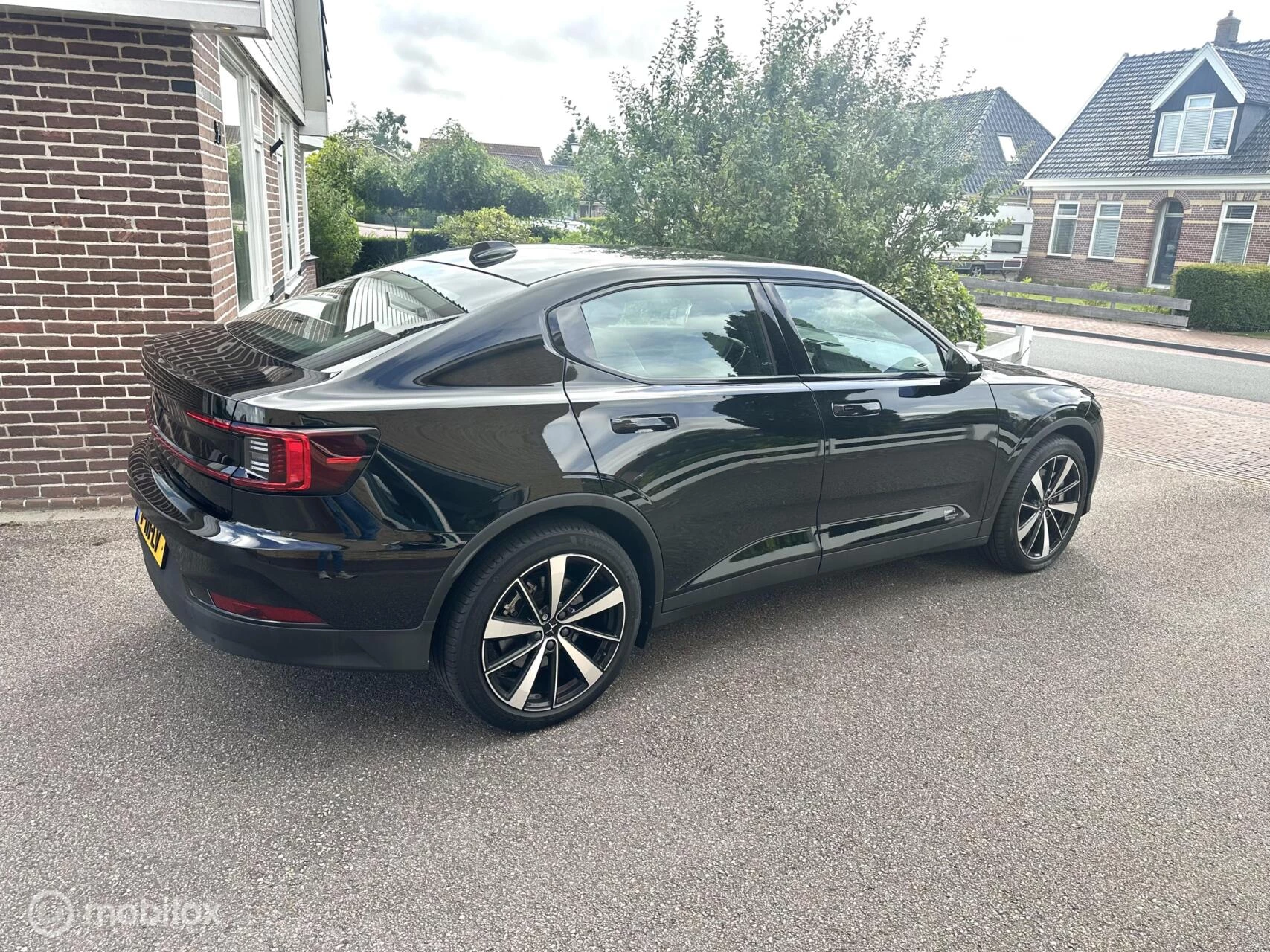 Hoofdafbeelding Polestar 2