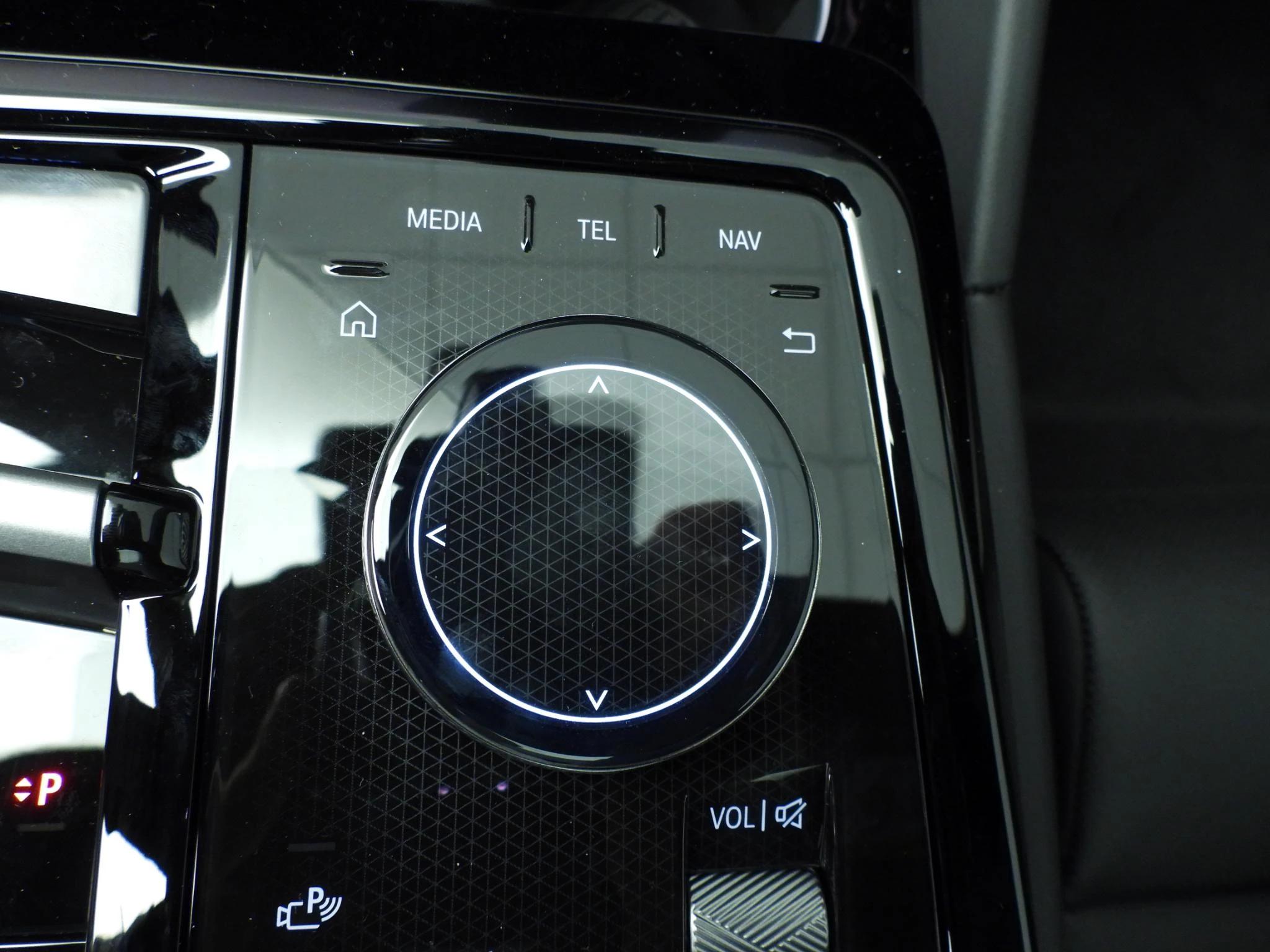 Hoofdafbeelding BMW i5