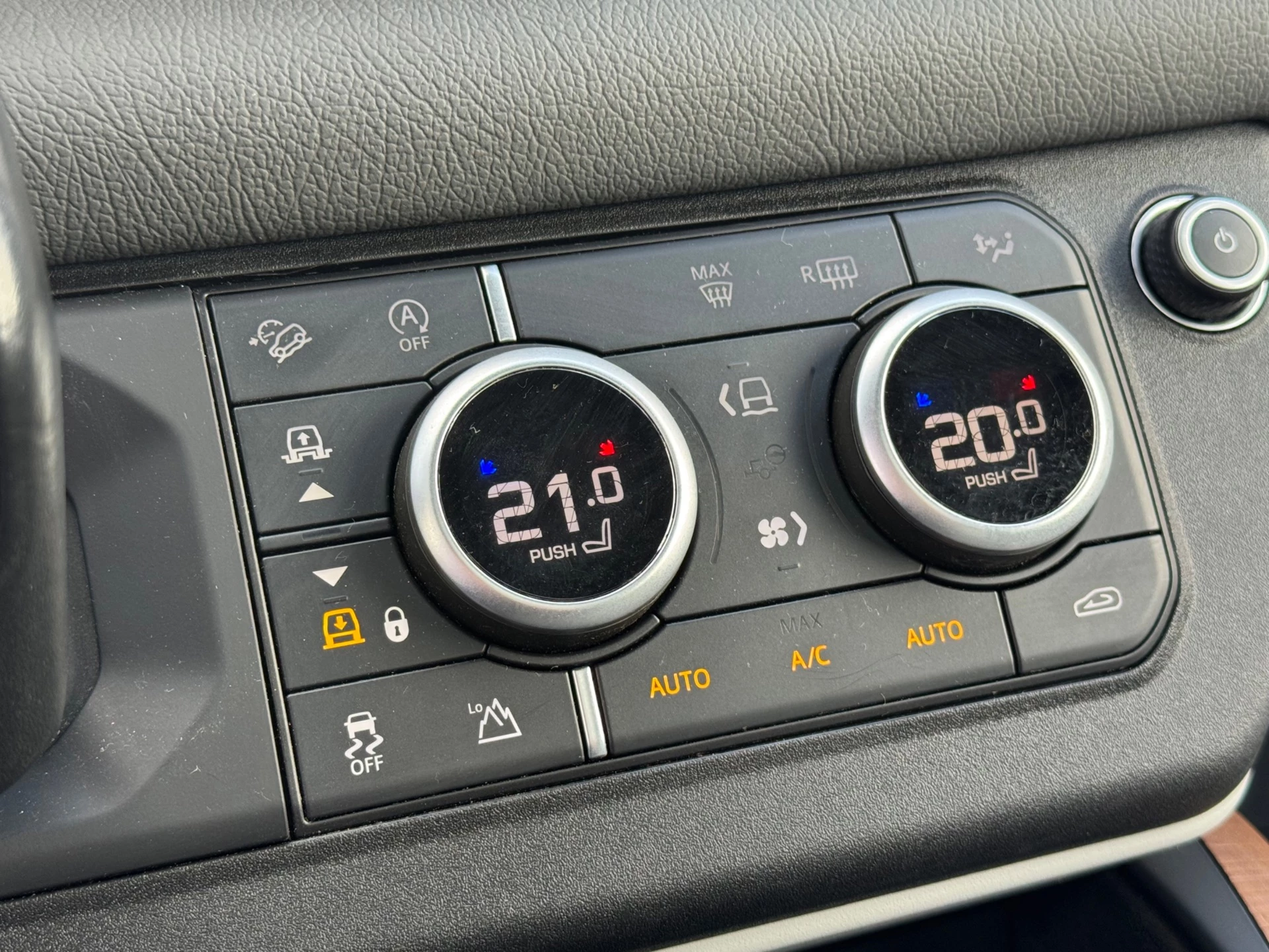 Hoofdafbeelding Land Rover Defender