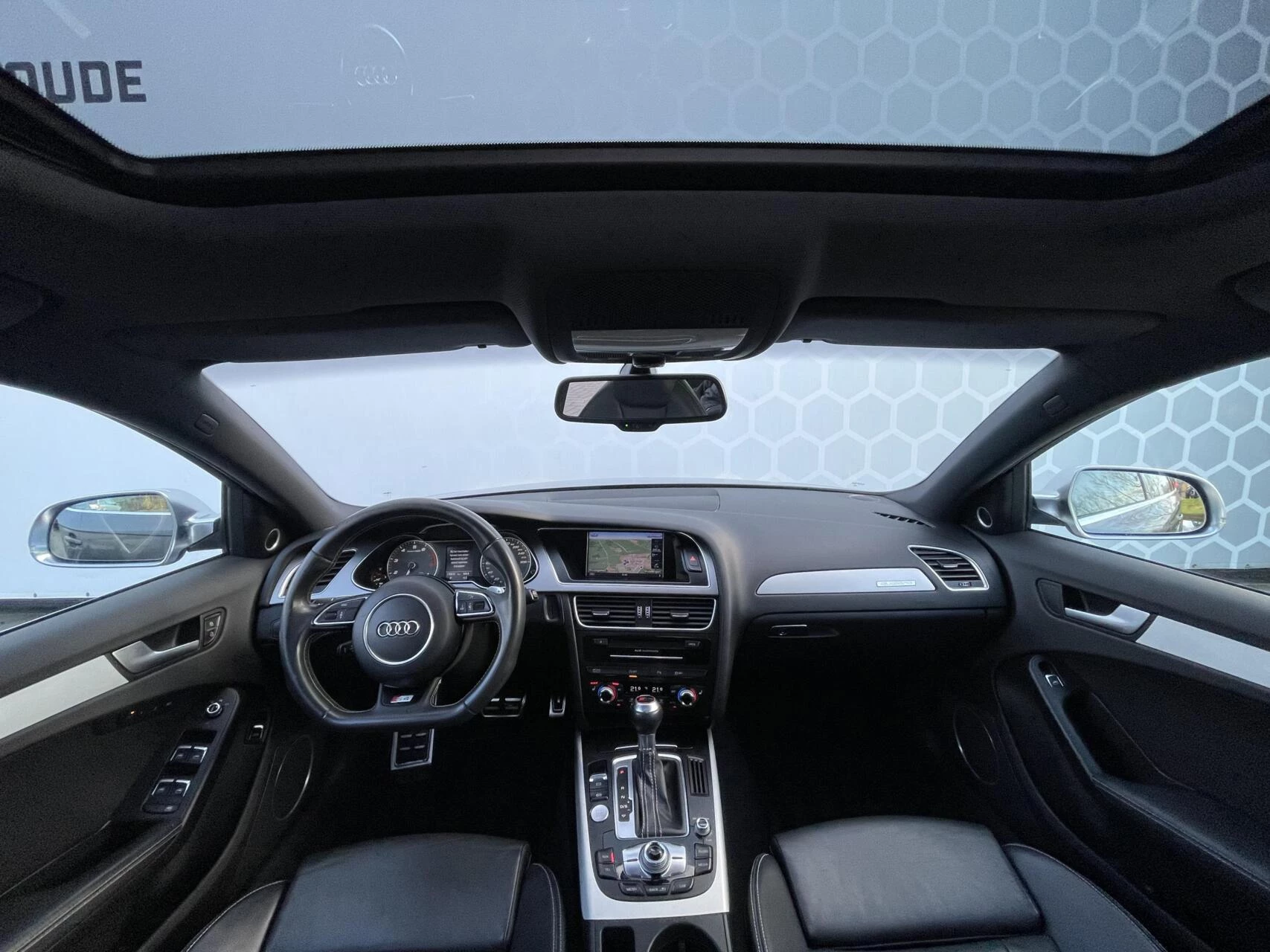 Hoofdafbeelding Audi S4