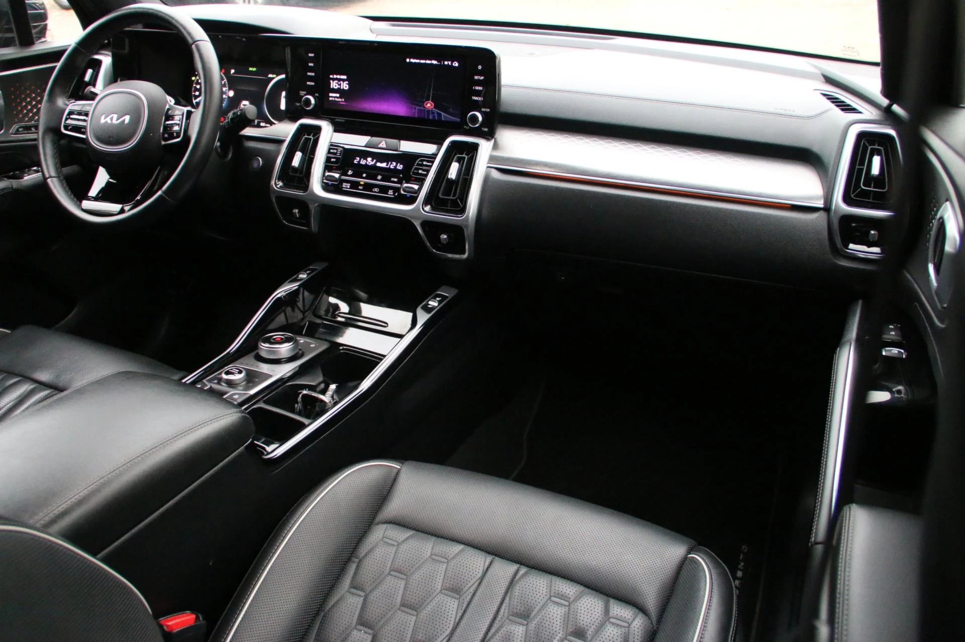 Hoofdafbeelding Kia Sorento