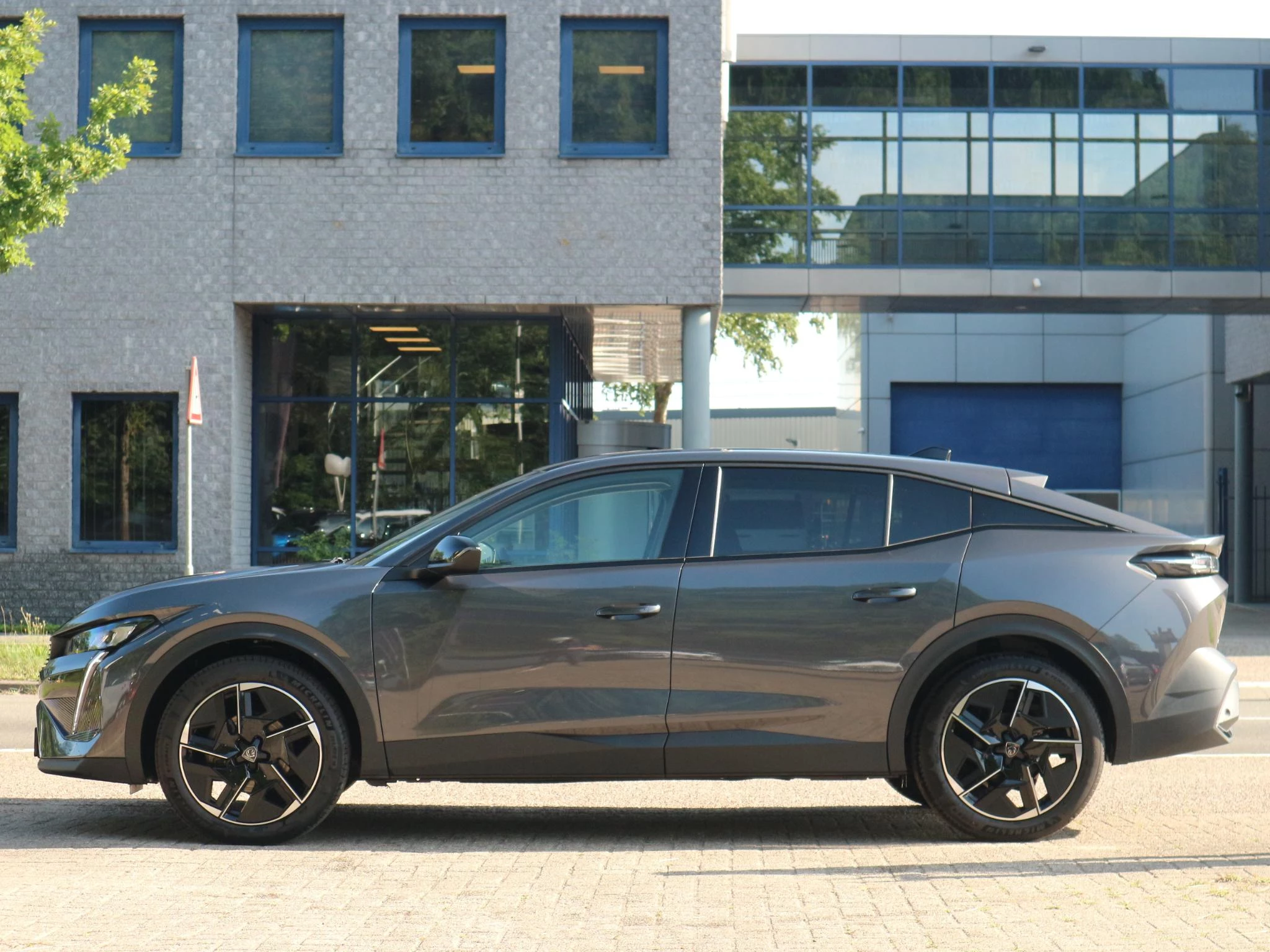 Hoofdafbeelding Peugeot 408