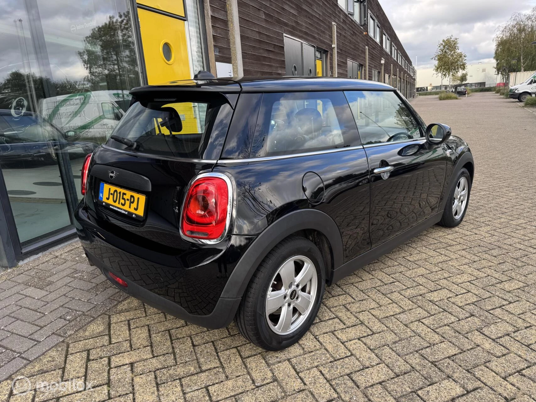 Hoofdafbeelding MINI One