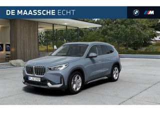 Hoofdafbeelding BMW X1 BMW X1 sDrive20i xLine Automaat / Panoramadak / Achteruitrijcamera / Head-Up / Getint glas / Stoelverwarming