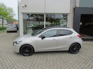 Hoofdafbeelding Mazda 2 Mazda 2 1.5 E-Skyactiv-G 6AT 90pk Homura Aka