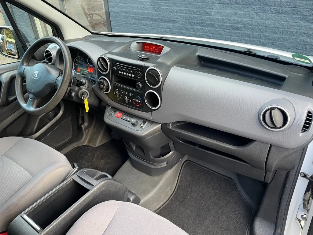 Hoofdafbeelding Peugeot Partner