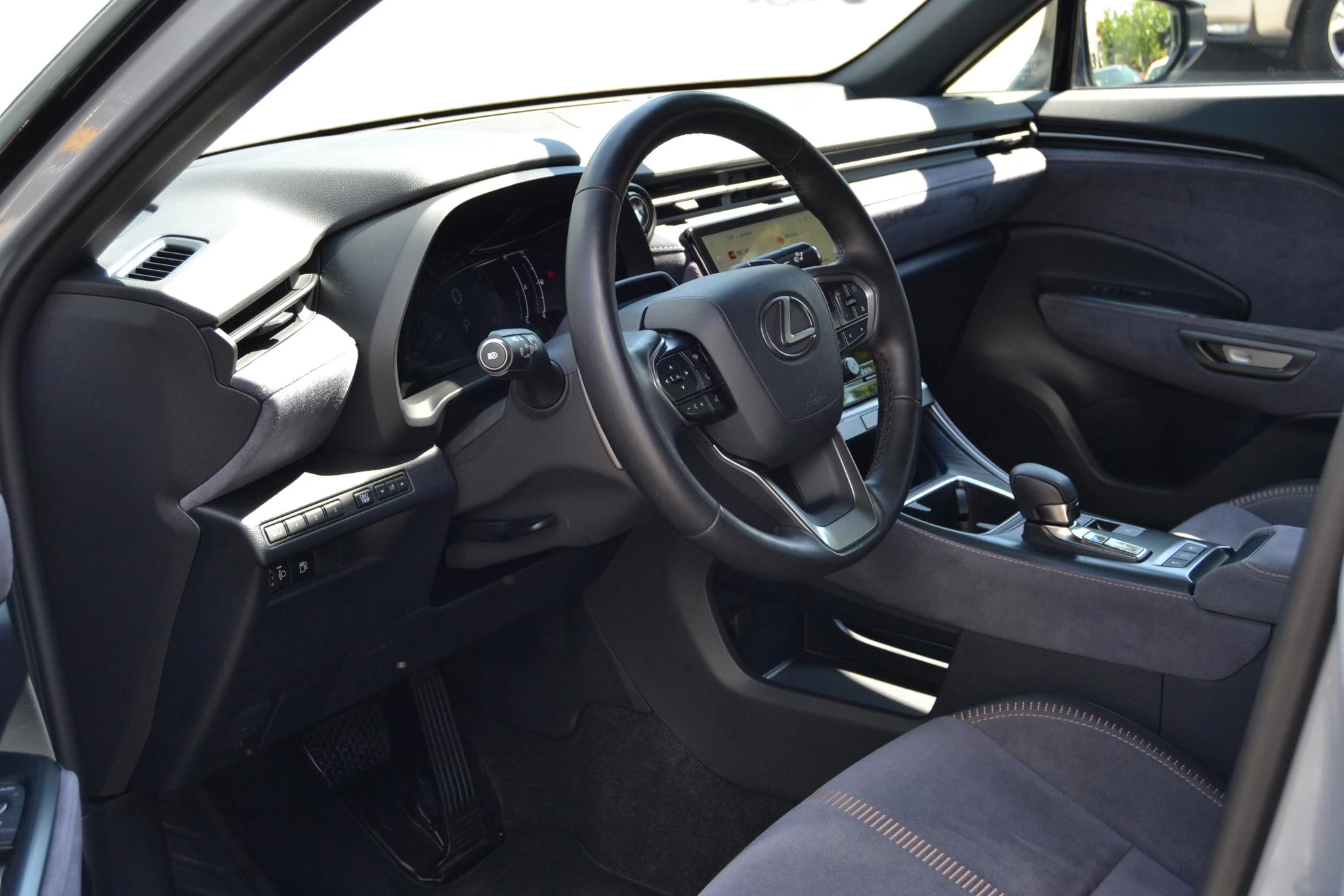 Hoofdafbeelding Lexus LBX