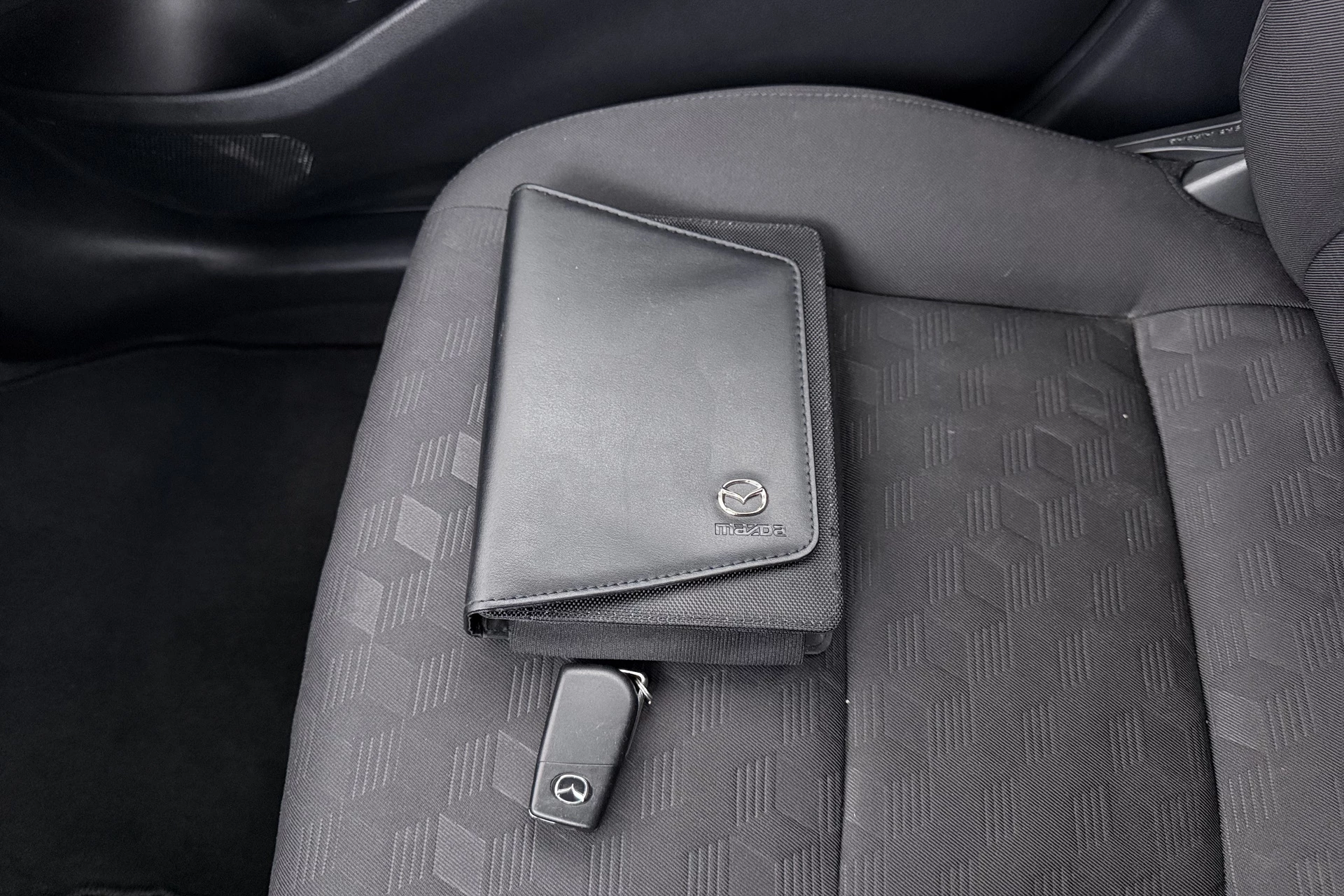 Hoofdafbeelding Mazda 2 Hybrid