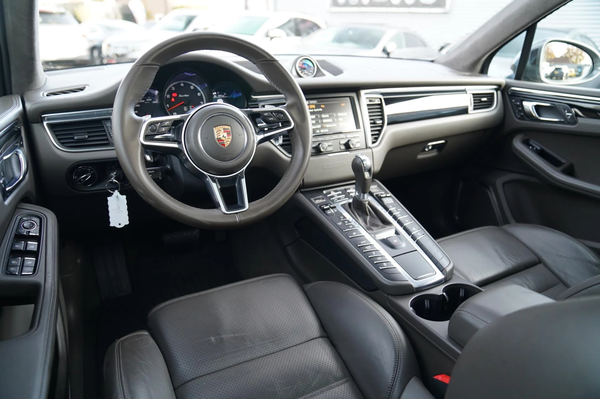 Hoofdafbeelding Porsche Macan