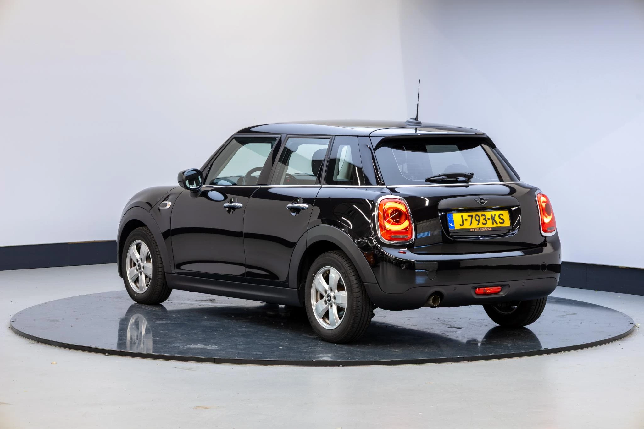 Hoofdafbeelding MINI One