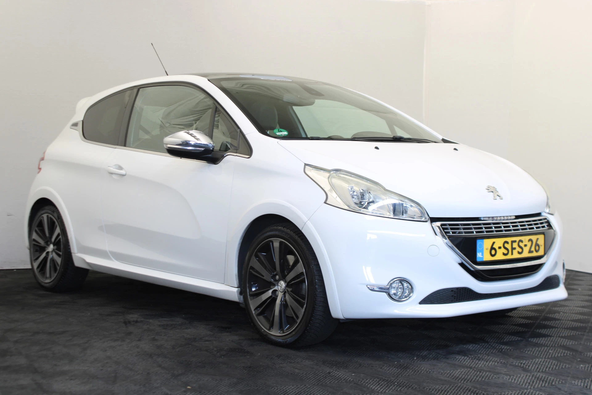 Hoofdafbeelding Peugeot 208