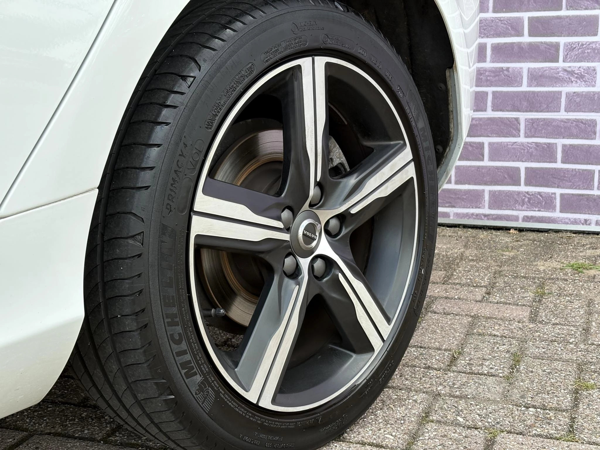 Hoofdafbeelding Volvo V40