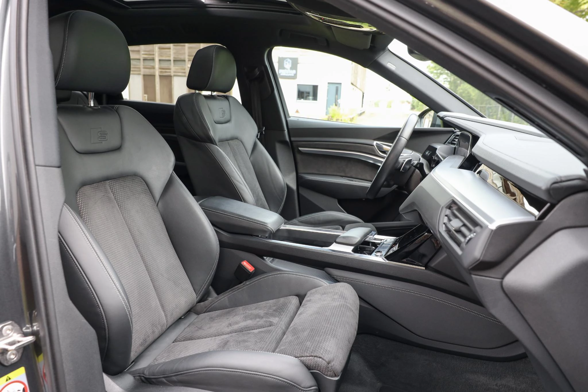 Hoofdafbeelding Audi e-tron
