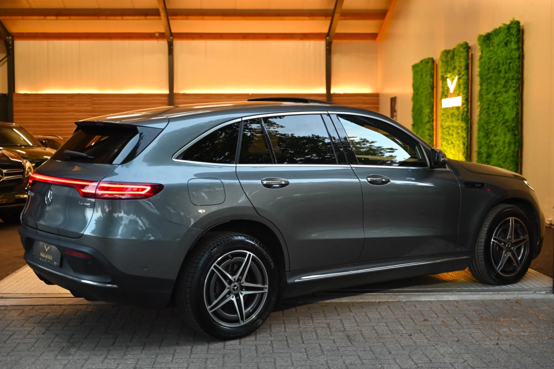 Hoofdafbeelding Mercedes-Benz EQC