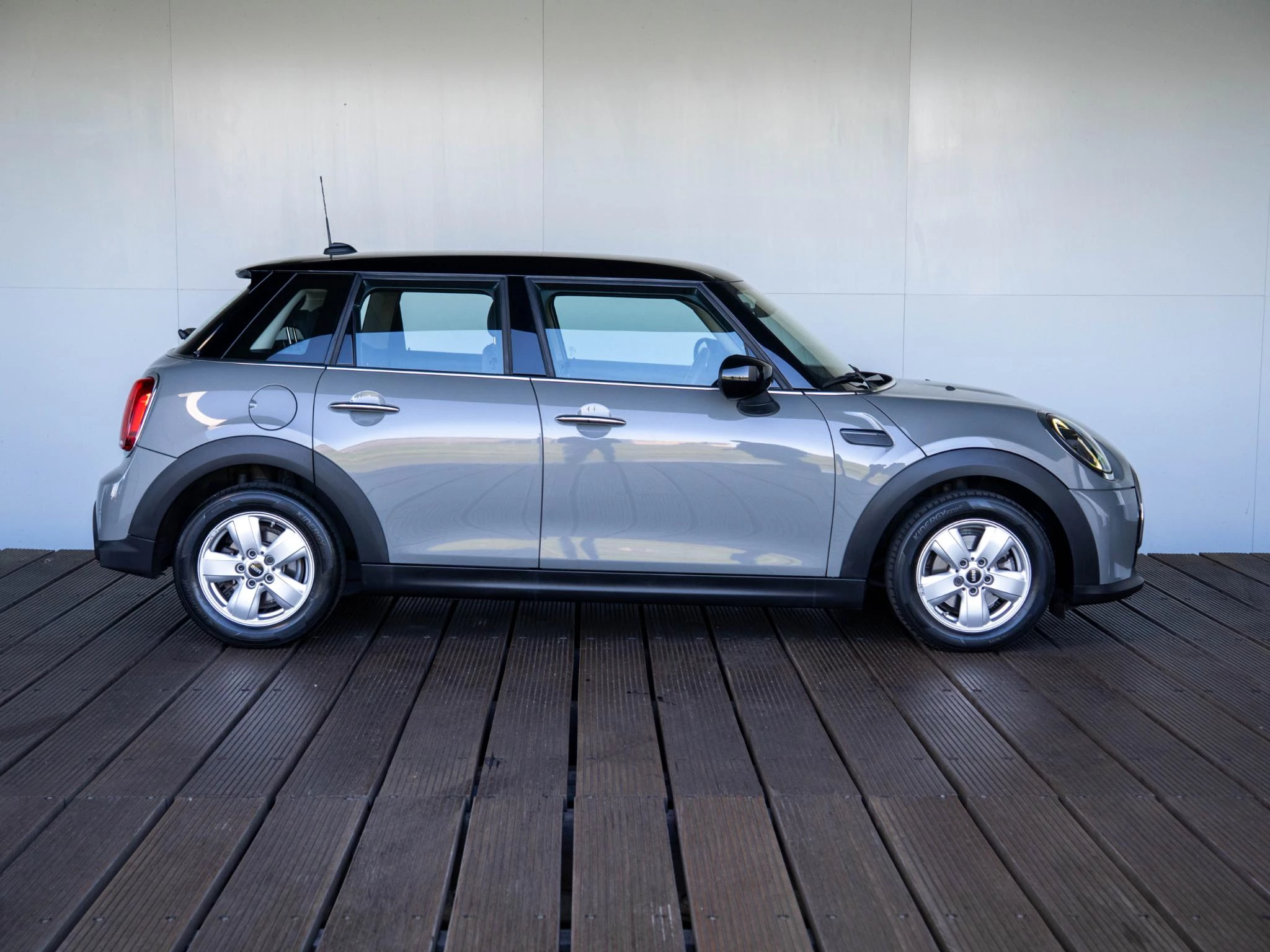 Hoofdafbeelding MINI 5-deurs
