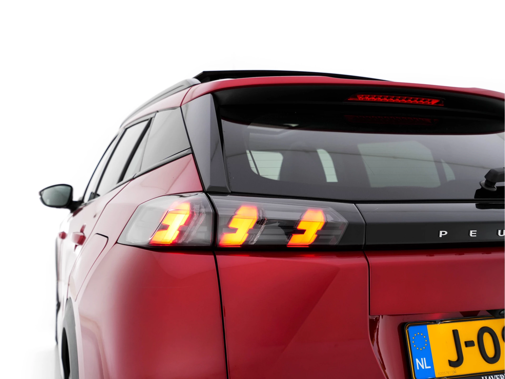 Hoofdafbeelding Peugeot e-2008