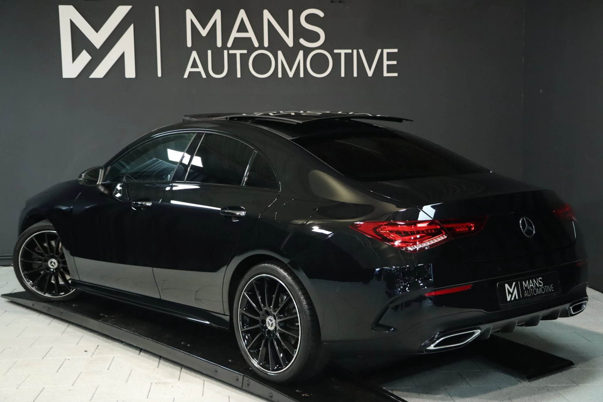Hoofdafbeelding Mercedes-Benz CLA
