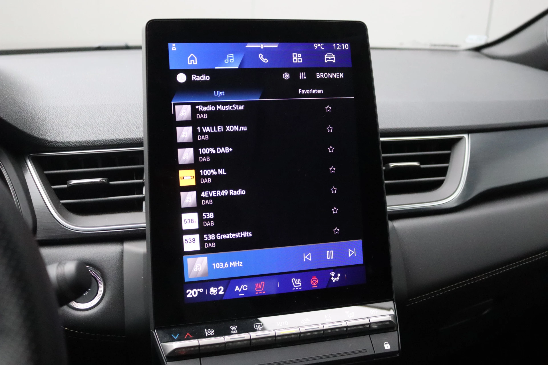 Hoofdafbeelding Renault Symbioz